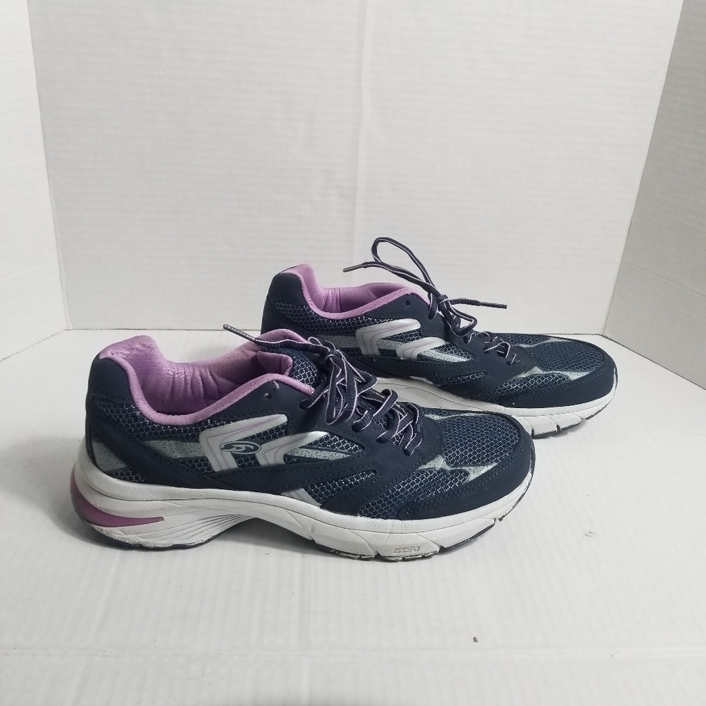 DR SCHOLL'S WOMENS GEL CUSHION TENNIS SHOES SIZE 9 WIDE
